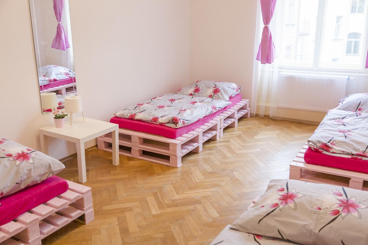 Hostal Ping House